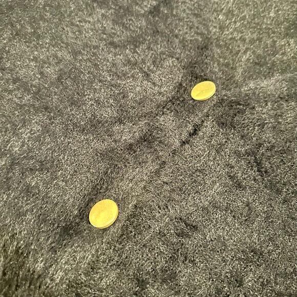 Ava & Viv Women's 3X Black 3 Gold Button Up V Neck Cropped Faux Fur Sweater - Picture 5 of 7